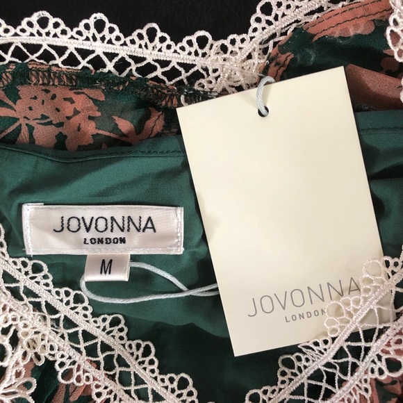 ✨HOST PICK ✨ Lulu’s Floral Skater Dress - Picture 7 of 10